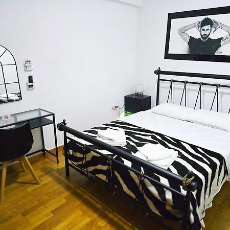 Nicko'S Room بيرايوس المظهر الخارجي الصورة